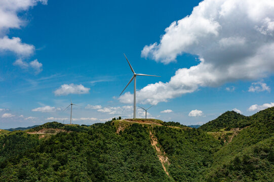 航拍湖南郴州仰天湖大草原