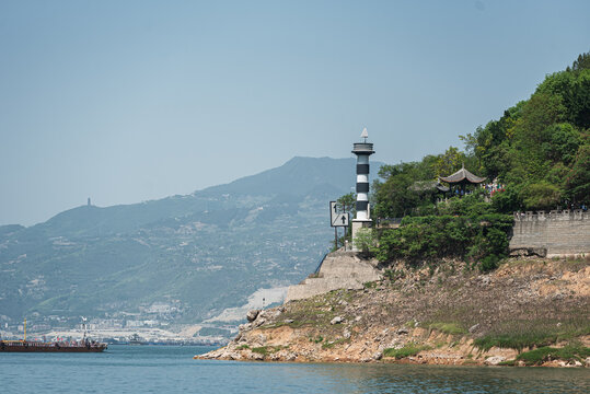 三峡灯塔自然风光