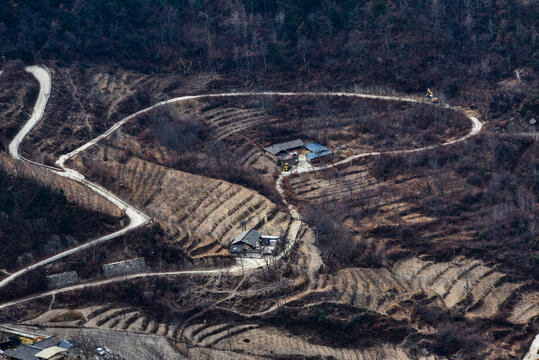 山间道路