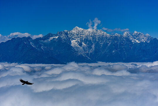 笔架山