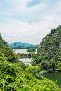 玉屏岩俯瞰风景七星桥