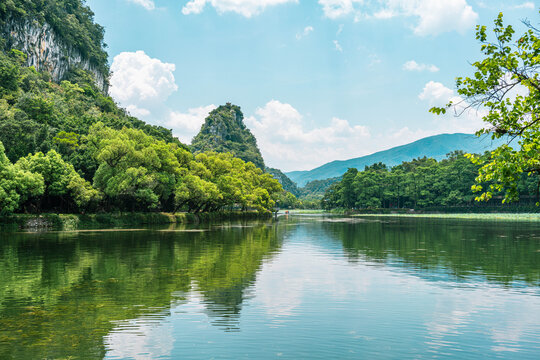 七星岩天柱岩