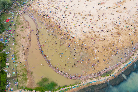 郑州北龙湖沙滩户外露营胜地