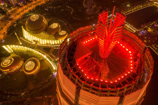 航拍郑州大玉米楼千玺广场夜景