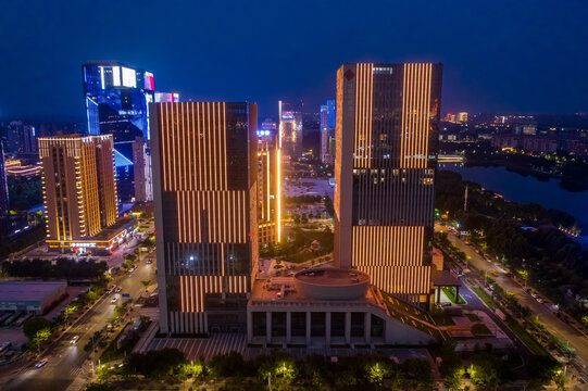 航拍郑州龙子湖智慧岛夜景灯光