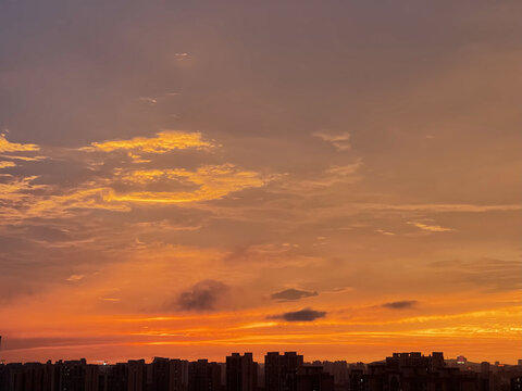 天空晚霞