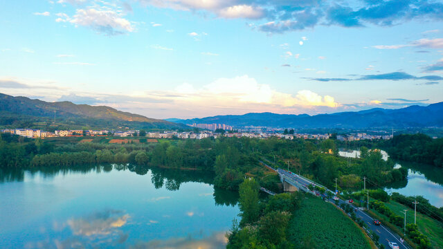 龙湖水库