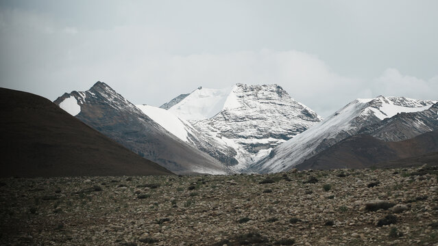 珠峰雪山