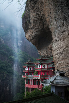 福建漳州灵通山风景区悬空寺