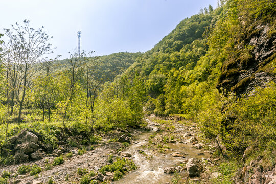 山川小溪