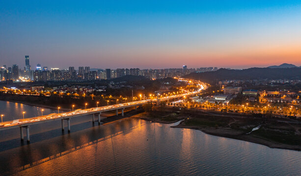 航拍湖南长沙岳麓区城市夜景