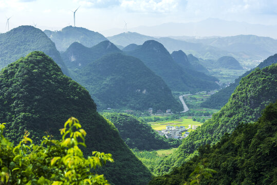 山峰群山