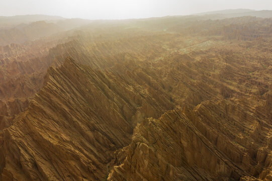 新疆天山神秘大峡谷