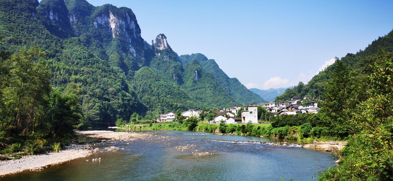 湘西的小山村