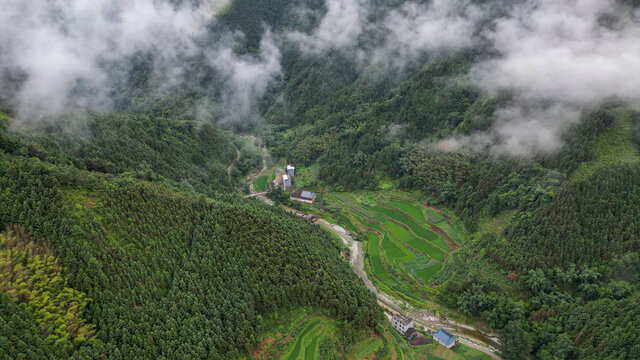 航拍乡村景色