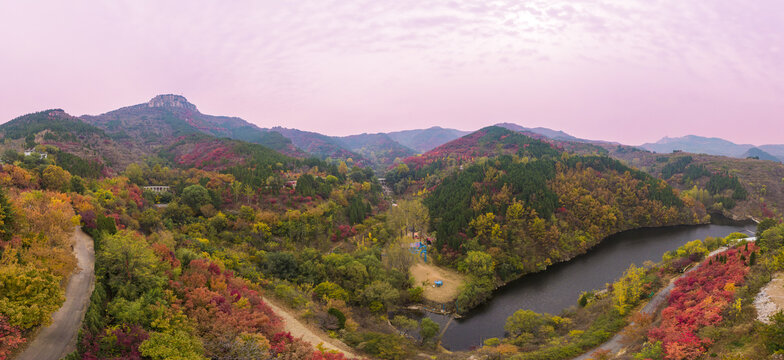 山东济南红叶谷秋天航拍全景