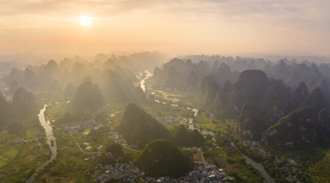 桂林阳朔遇龙河