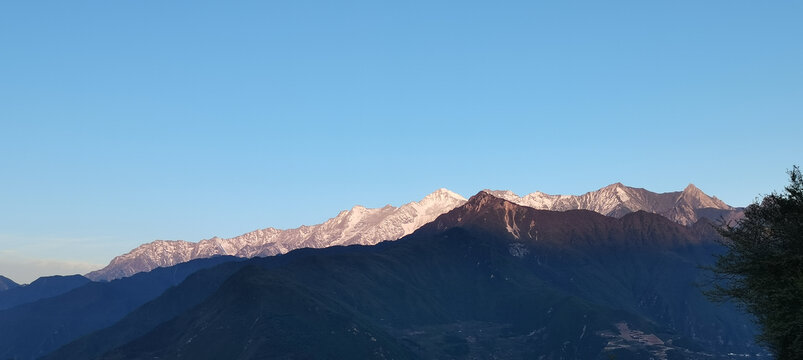 雪山