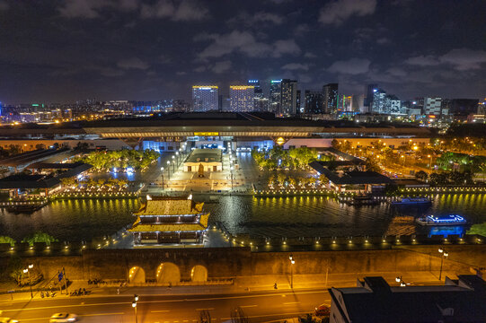 航拍苏州站夜景