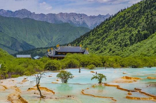 黄龙地质风光