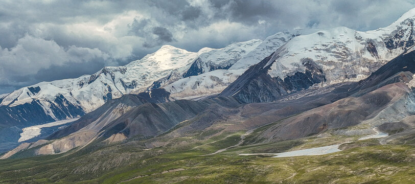 阿尼玛卿山