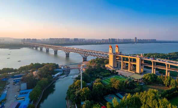 南京长江大桥航拍风光