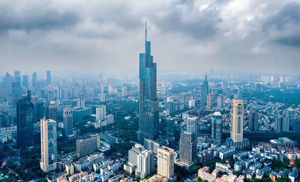 南京市新街口紫峰大厦城市环境