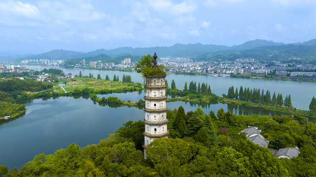 杭州建德梅城三江口南北塔