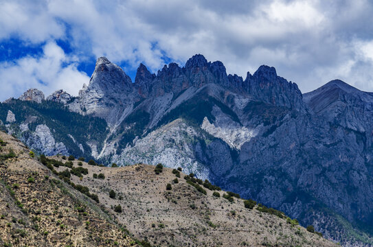 高山