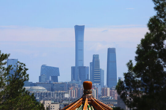 景山之巅眺望北京CBD