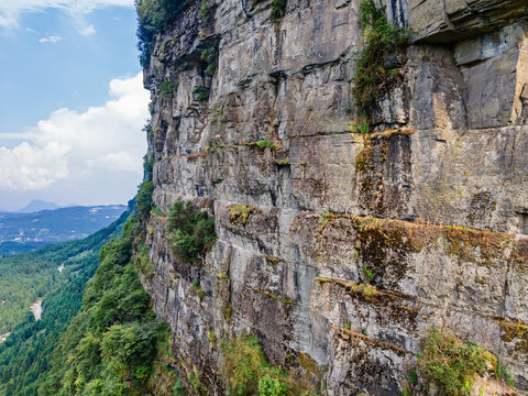 金佛山睡佛山悬崖航拍