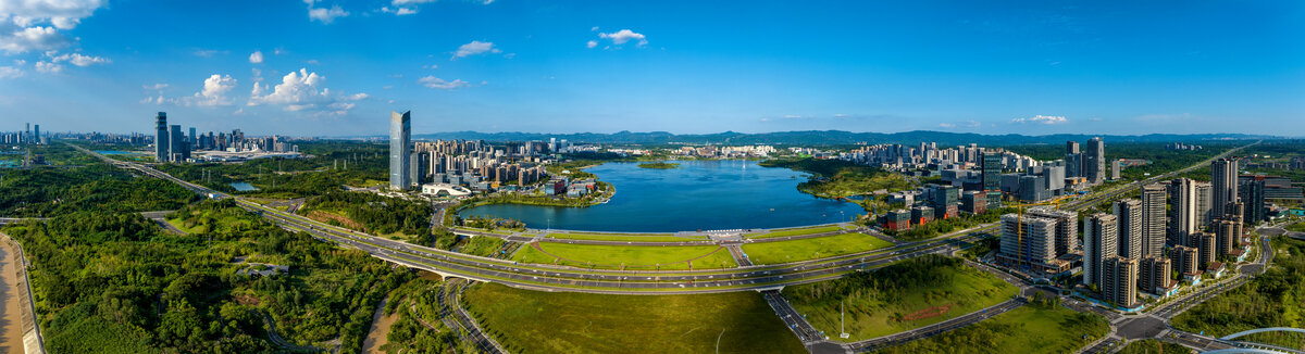 天府大道兴隆湖湿地全景图