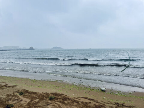 青岛栈桥海滩