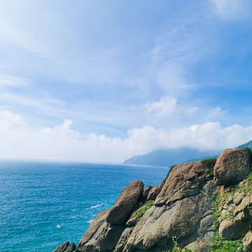 礁石大海