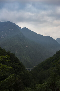 山间公路