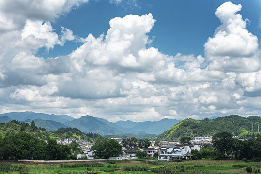 呈坎乡村民居田园风光