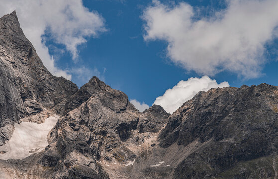 高山丘壑