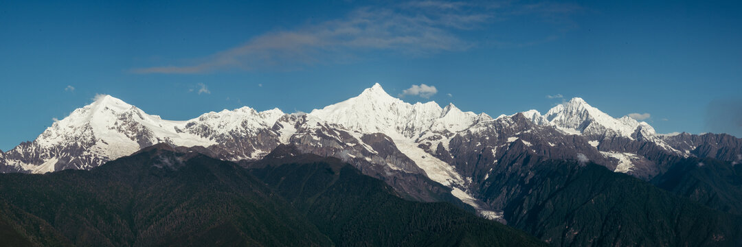 梅里雪山全景