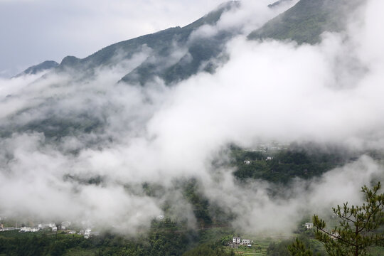 大山深处有人家