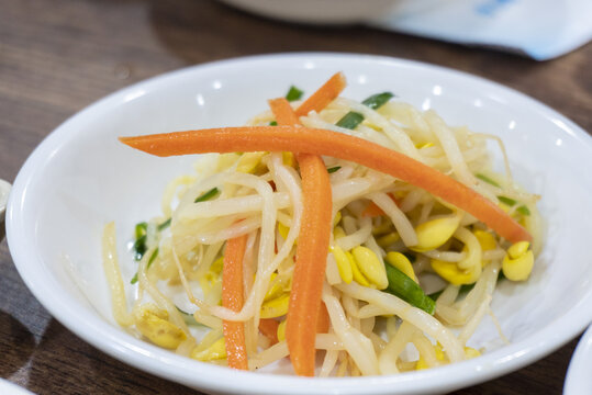 在韩国拍摄的料理美食