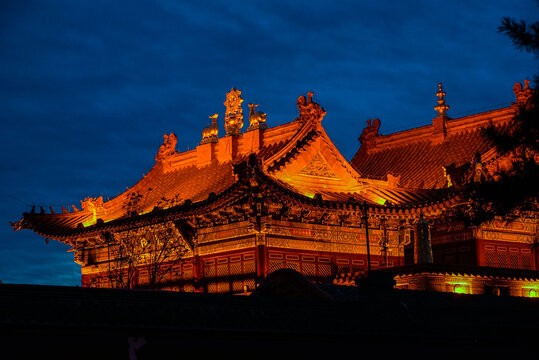 寺庙夜景