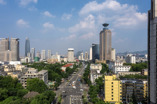 济南经七路街景