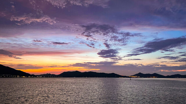 宁波东钱湖晚霞夕阳