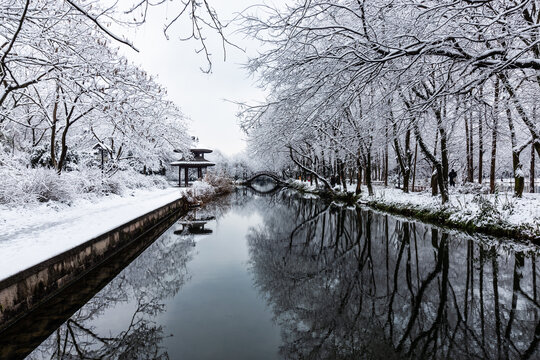 杭州茅家埠雪霁