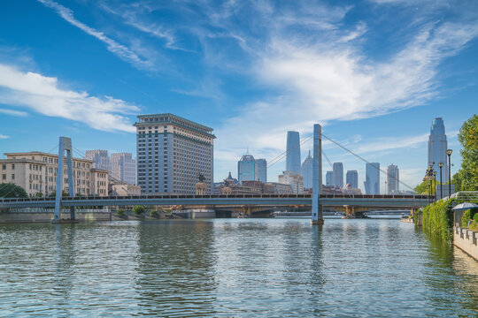 天津城市建筑和海河和桥梁