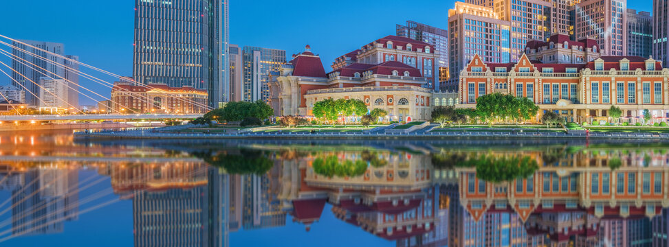 天津城市建筑和海河和桥梁