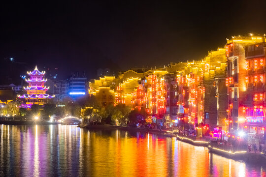 镇远古城夜景