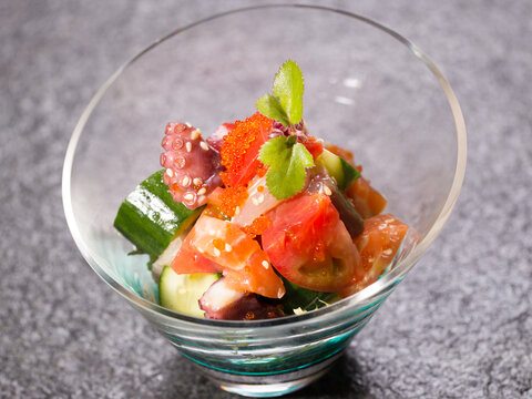 日本西红柿海鲜沙拉