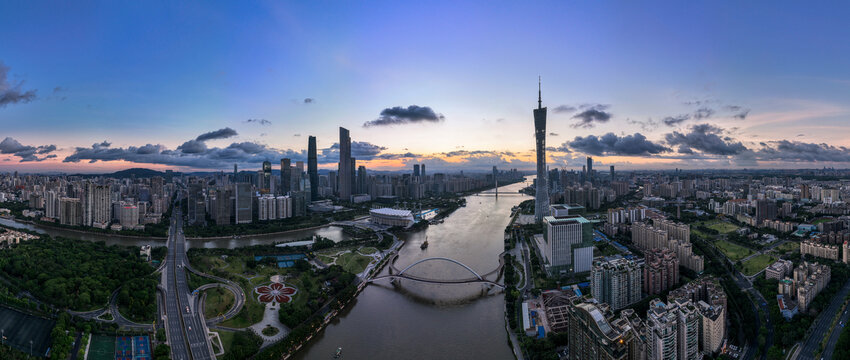 广州塔珠江城市风光航拍全景图