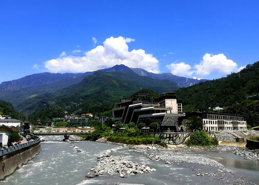 四川汶川三江风光